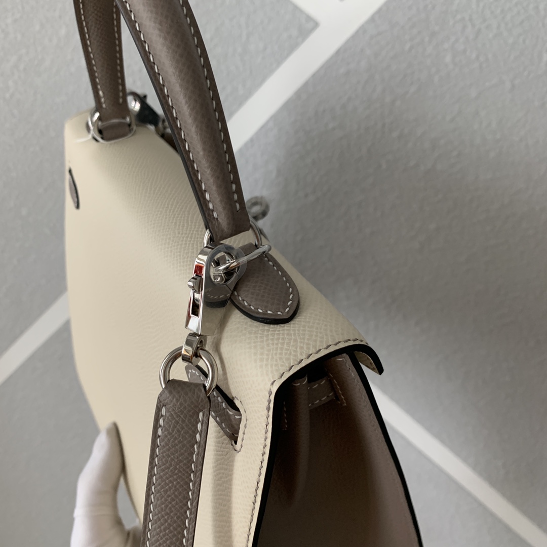 에르메스 켈리백25 화이트 에토프 은장 앱송